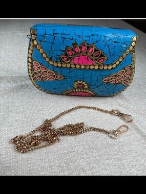 RAMLA NWOT Vibrant Blue & Pink Mosaic Wristlet Clutch with Gold Accents